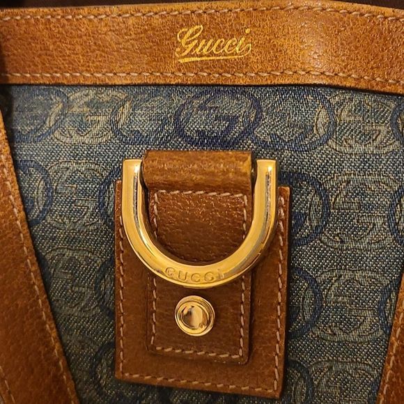 💯 Authentic Gucci Tote Handbag 🍀 - Picture 3 of 16